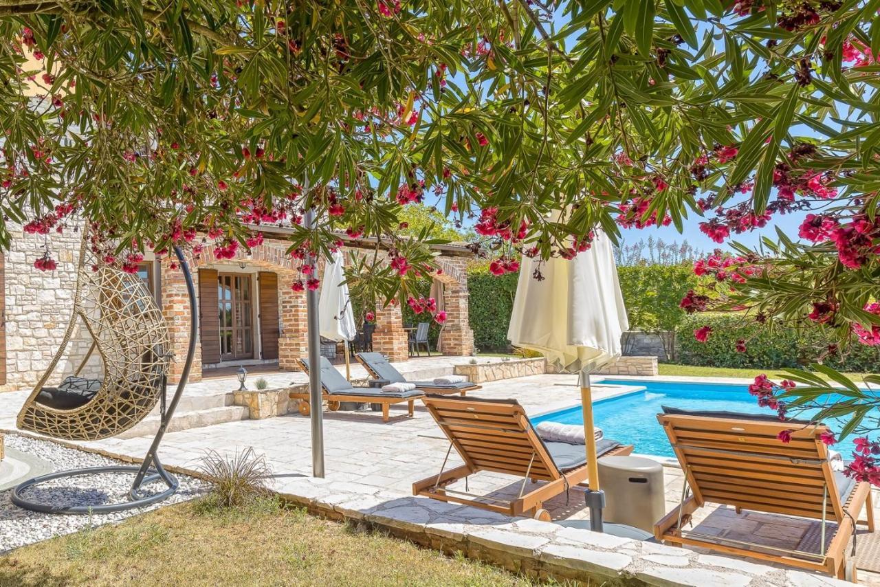 Villa Santolina Baderna Exterior foto